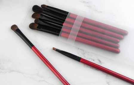 化妝刷清洗與晾干全攻略 吹風(fēng)機(jī)是否適用及正確方法